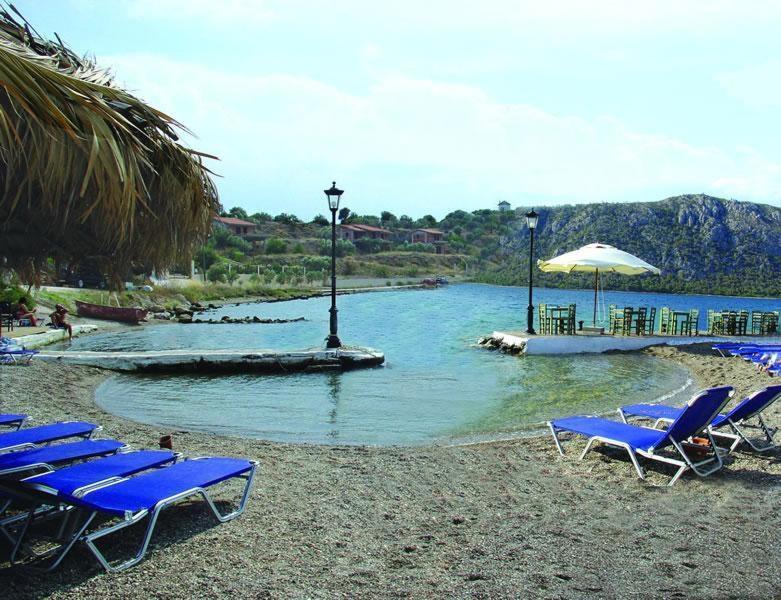 Mantas Bay Hotel Loutráki Exterior foto